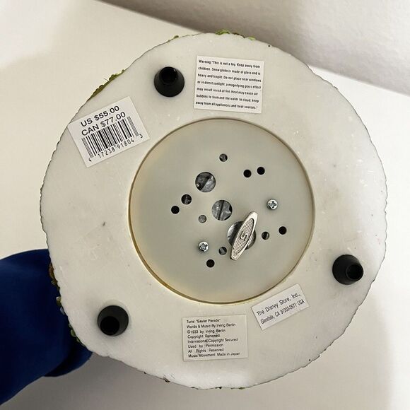 Disney Store Winnie the Pooh Musical Snow Globe Egg Hunt Easter Parade - Picture 10 of 12